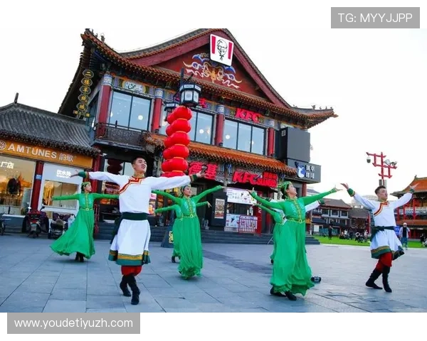 米兰娱乐活动丰富多彩吸引众多游客,城市夜生活焕发新活力